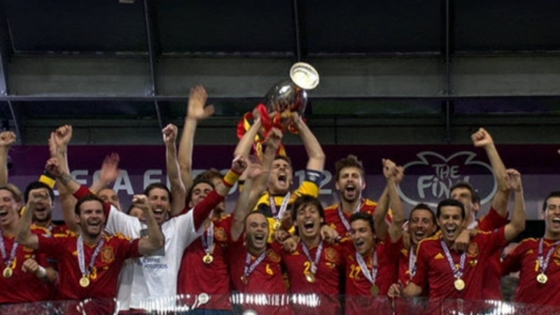 Spanje weer Europees kampioen