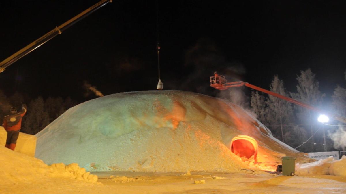 Het is gelukt: de mega-iglo