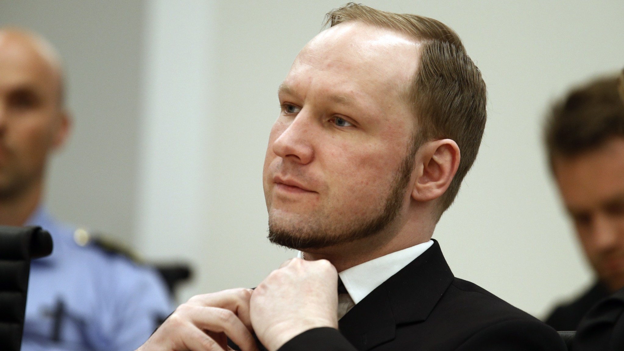Hoe werd Anders Breivik een massamoordenaar? | Nieuwsuur