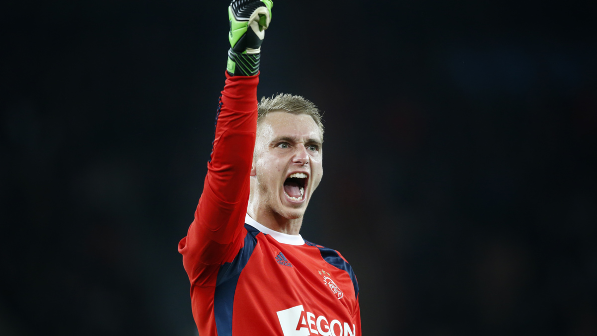 Cillessen met rugnummer 1 bij Ajax