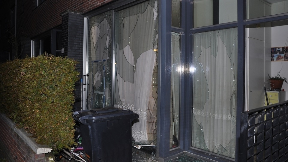Aanslag met handgranaat in Amsterdam