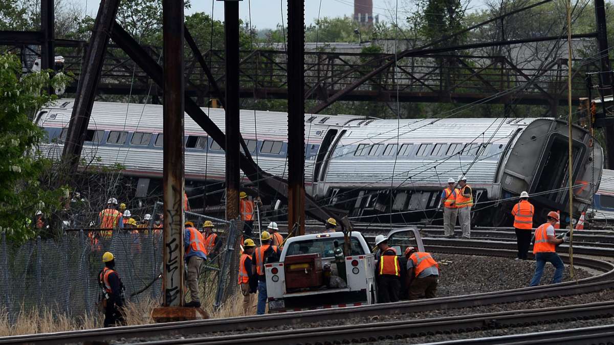 Zwarte doos verongelukte trein Philadelphia gevonden