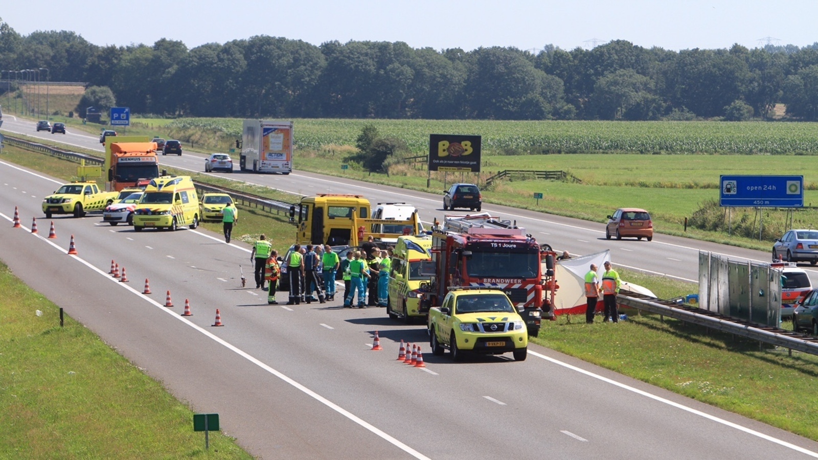 Ernstig ongeluk op A7 bij Joure; één dode NOS