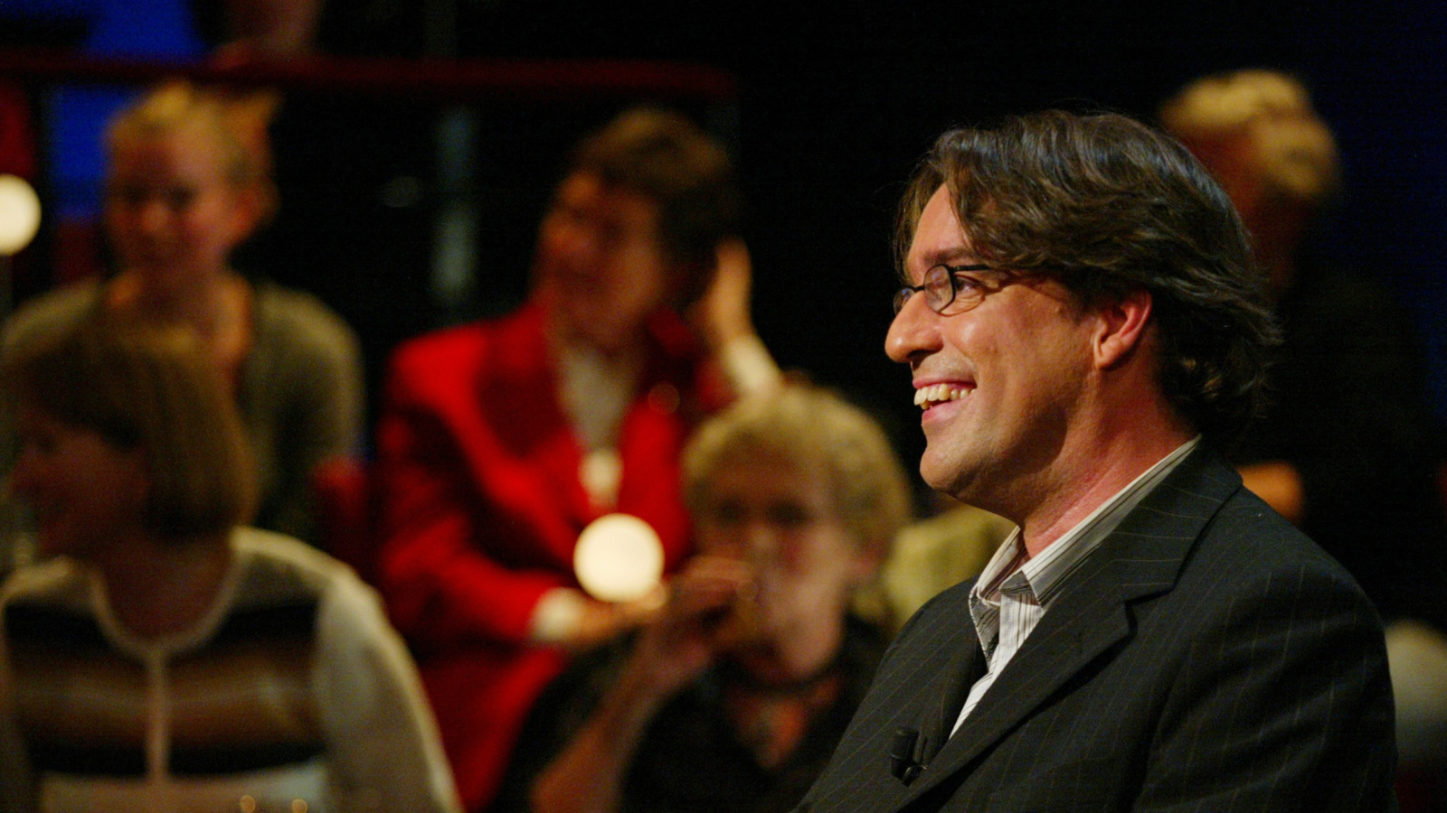 Schrijver Joost Zwagerman overleden | NOS