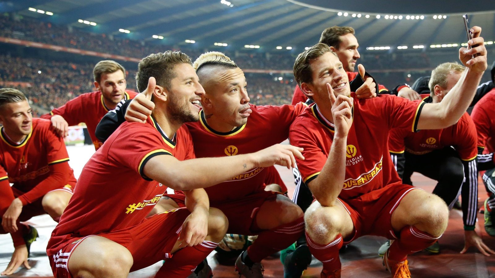 KNVB kan voorbeeld nemen aan Duitse en Belgische revolutie  NOS