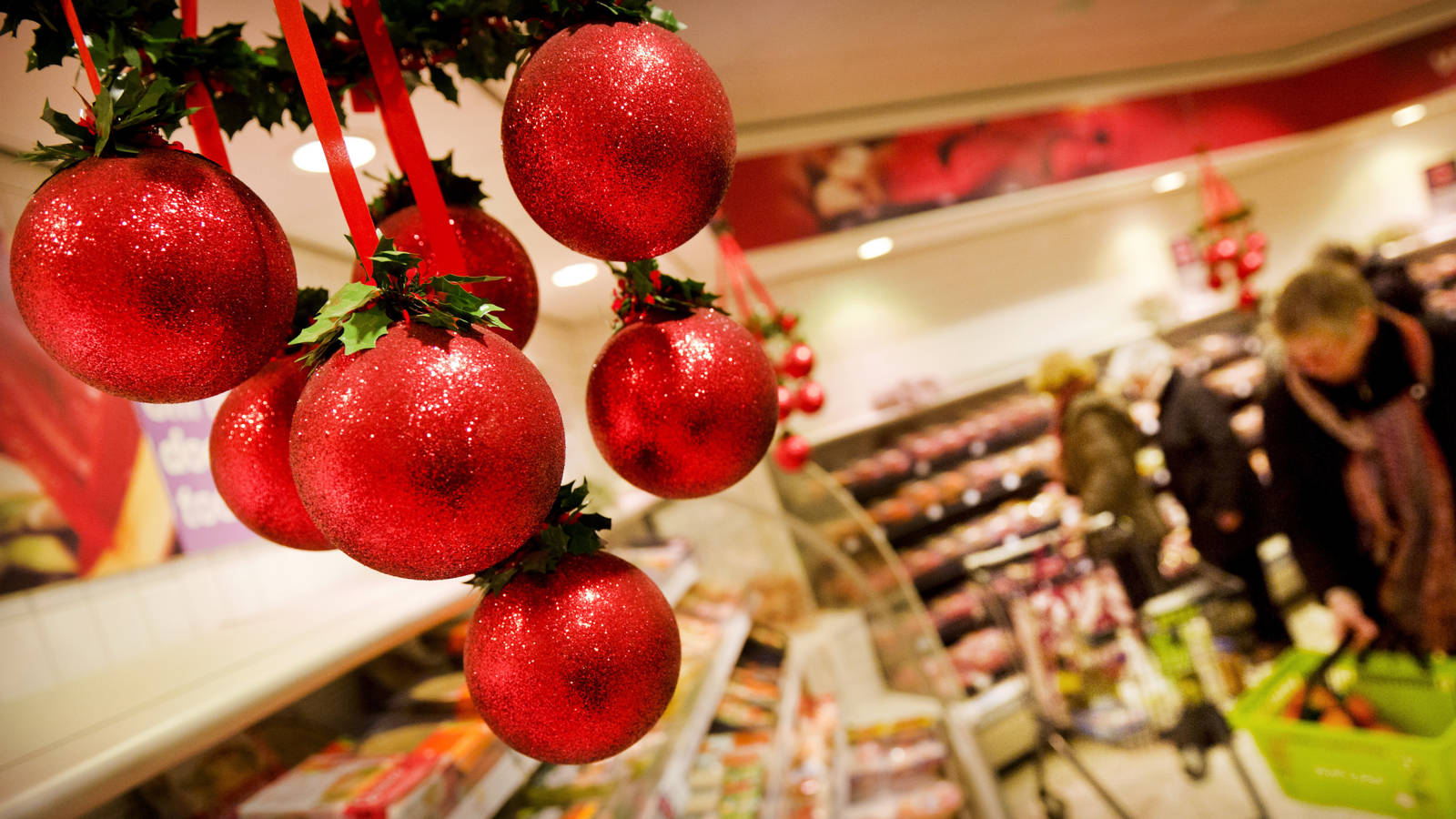 Supermarkten veel meer open met Kerst | NOS