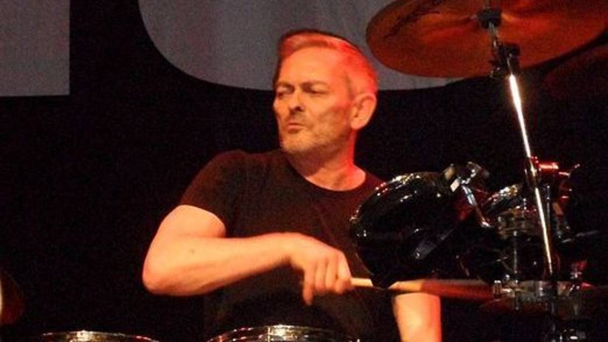 Specialsdrummer John Bradbury (62) overleden