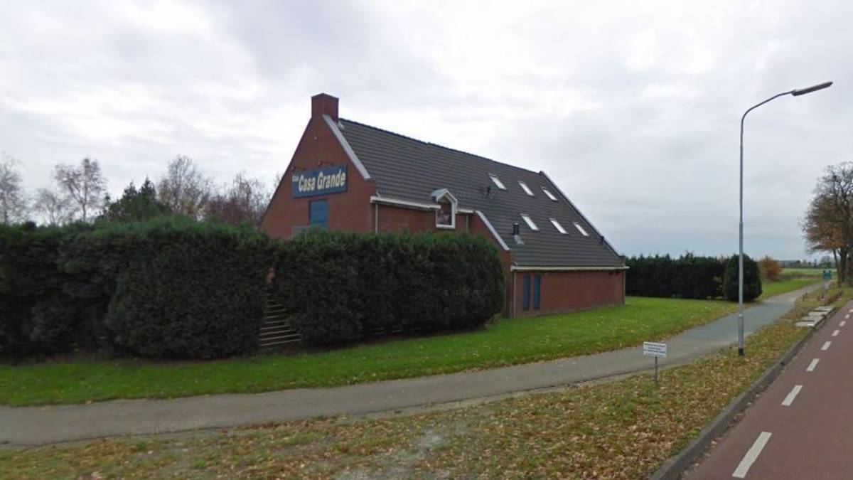 Minderjarige meisjes uit seksclub gehaald