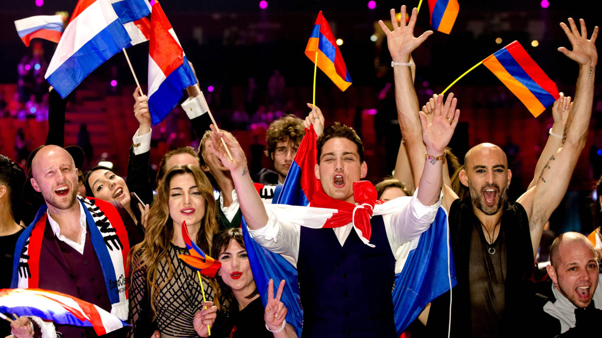 Douwe Bob naar finale van Eurovisie Songfestival