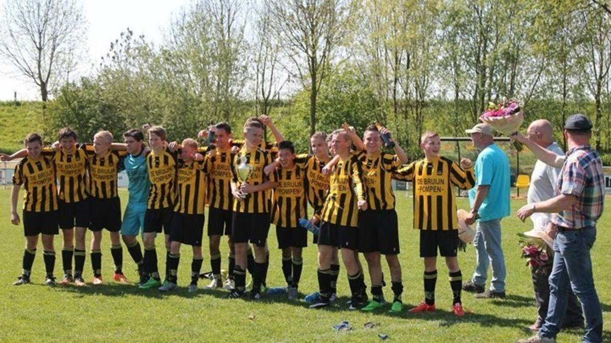 Verdachte 23-0-wedstrijd geschrapt, nieuwe kampioen