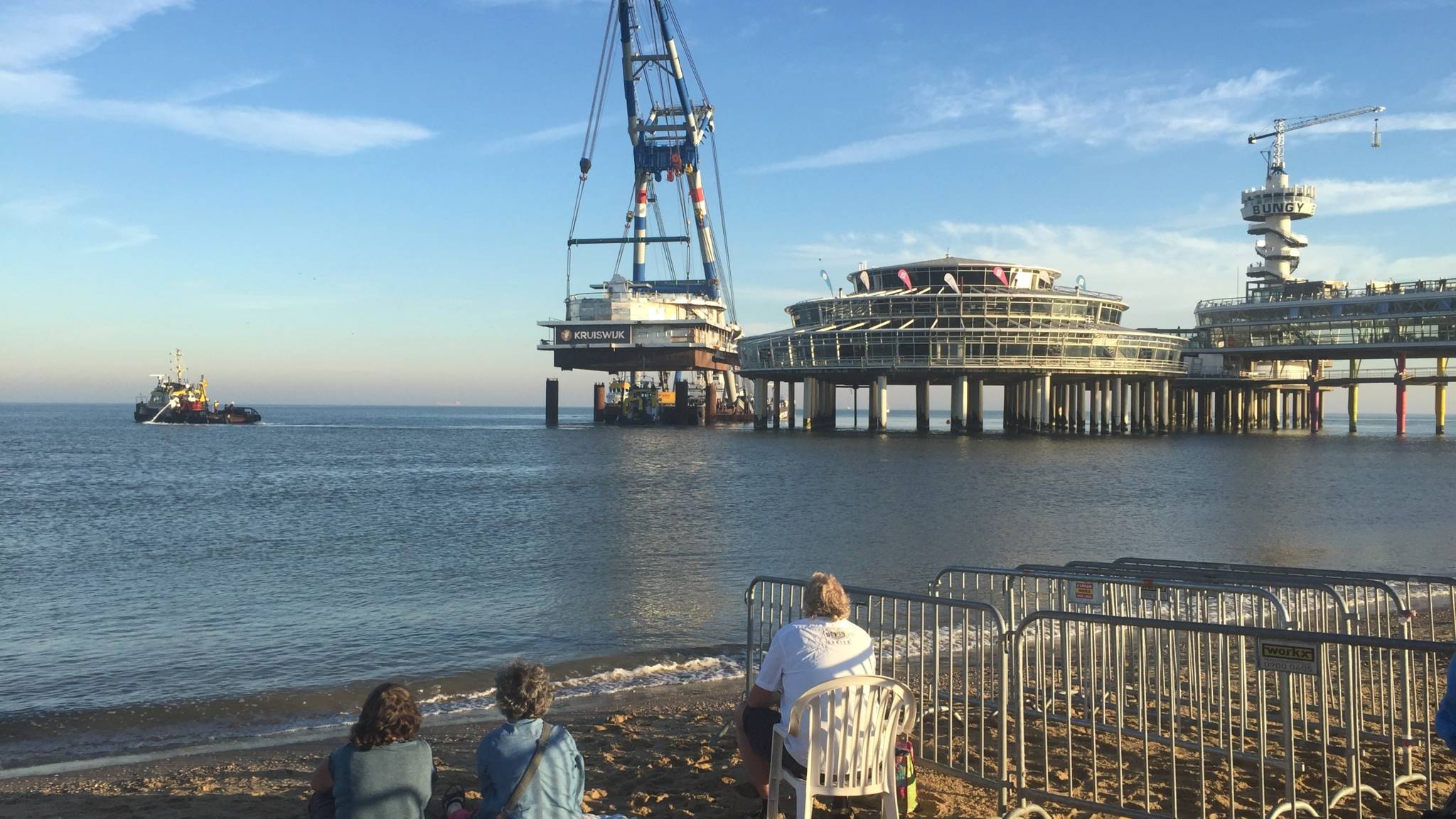 Pier van Scheveningen is over paar jaar niet meer veilig | NOS