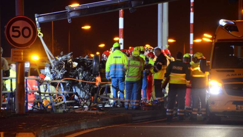 Dodelijk ongeluk op provinciale weg bij Aalsmeer. Dodelijk ongeluk op provinciale weg bij Aalsmeer.