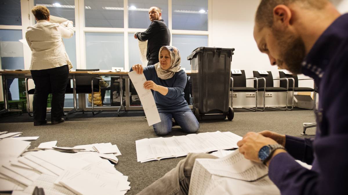 Verkiezingsuitslagen vertraagd door opkomst, formulieren en software