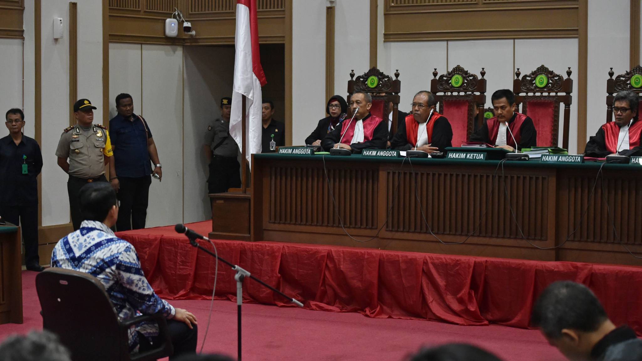 Christelijke gouverneur Jakarta schuldig aan godslastering