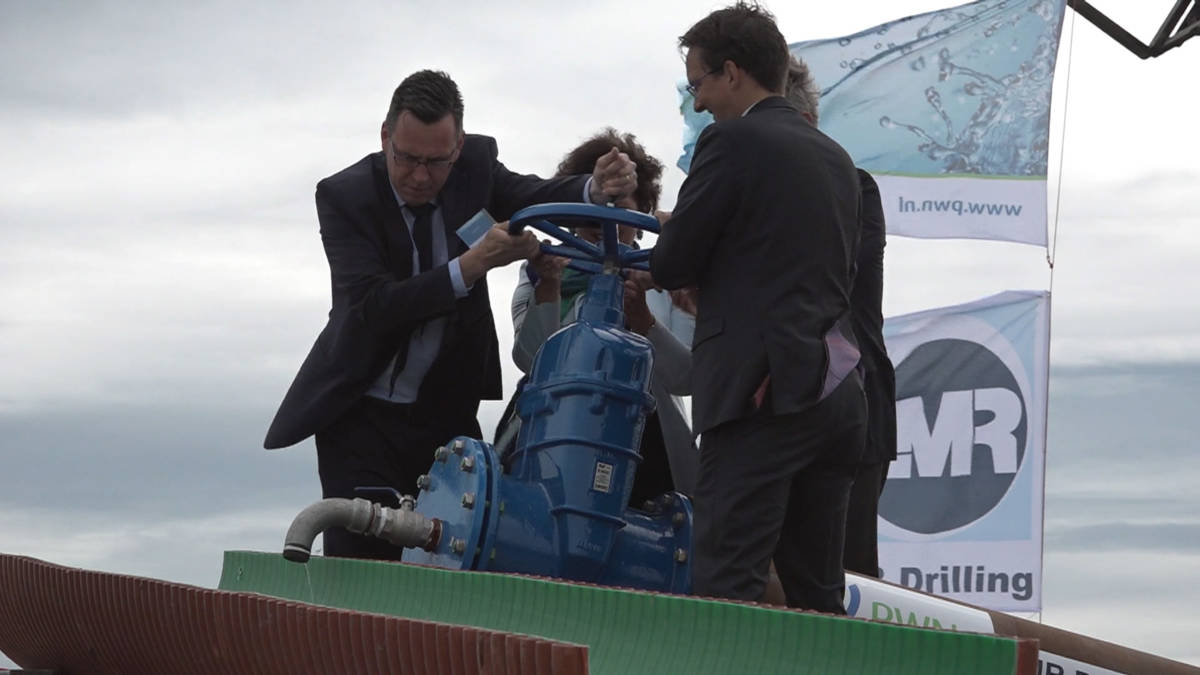 Nieuwe waterleiding in zee: Texel nooit meer zonder water