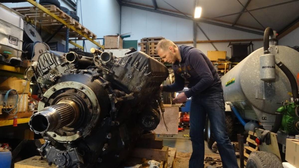 Vliegtuigmotor wordt oorlogsmonument in Brandwijk