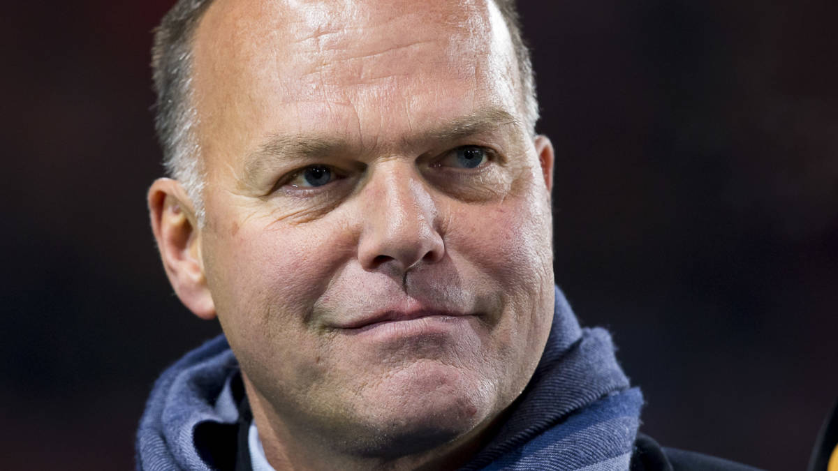 Van Stee moet samen met Beenhakker beleid Sparta bepalen