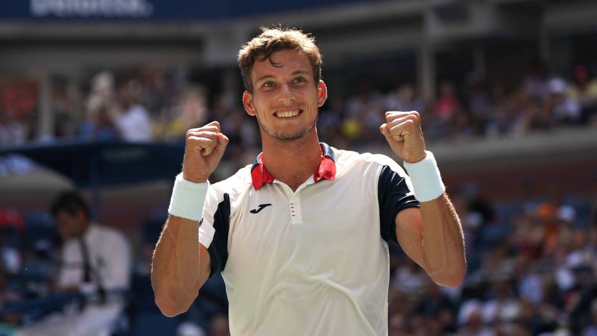 Carreno bereikt zonder setverlies halve finales