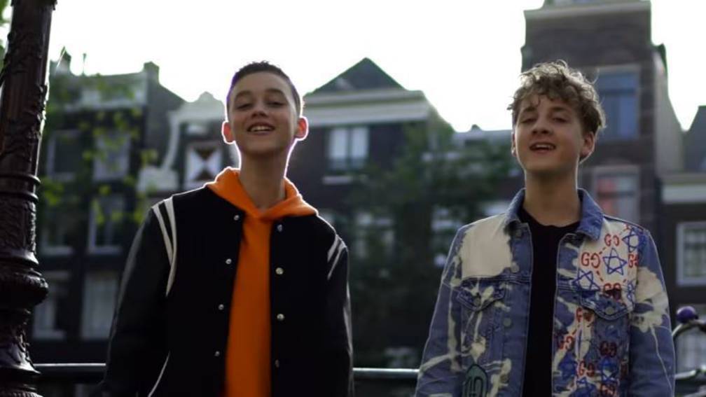 De videoclip van 'Love Me' van Fource is er | NOS Jeugdjournaal