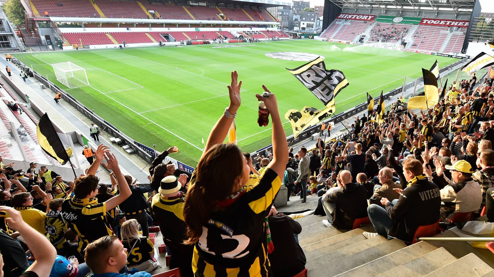 Vitesse schiet niets op met punt bij Zulte Waregem NOS Vitesse schiet niets op met punt bij Zulte Waregem NOS
