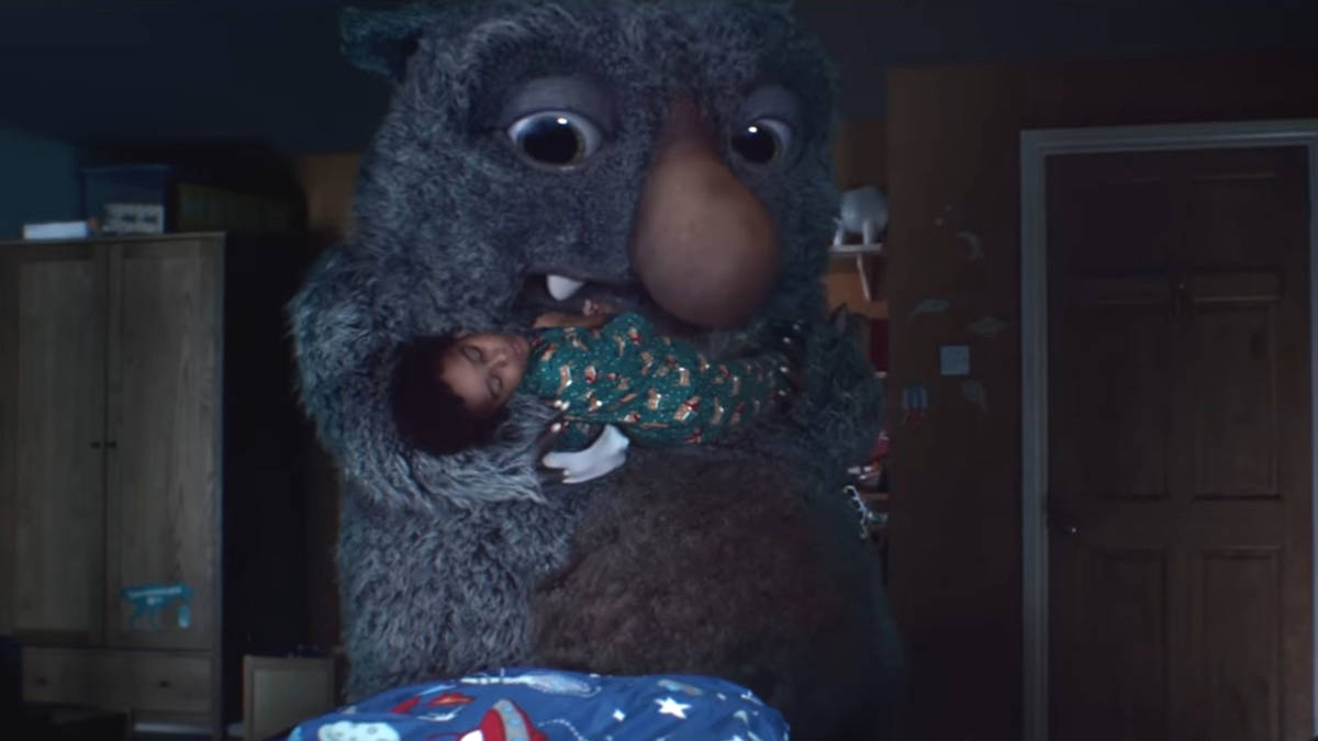 Monster onder bed gaat viral