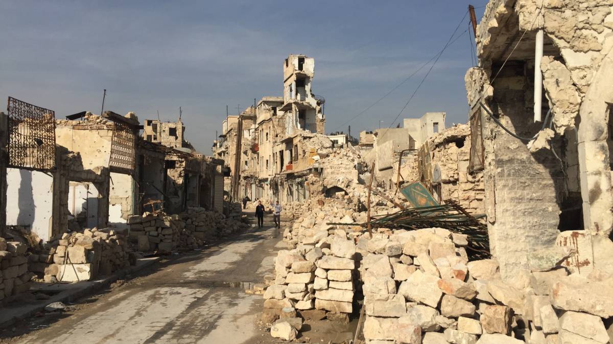 'Jiskefet' in de puinhopen van Aleppo: lachen om niet te huilen