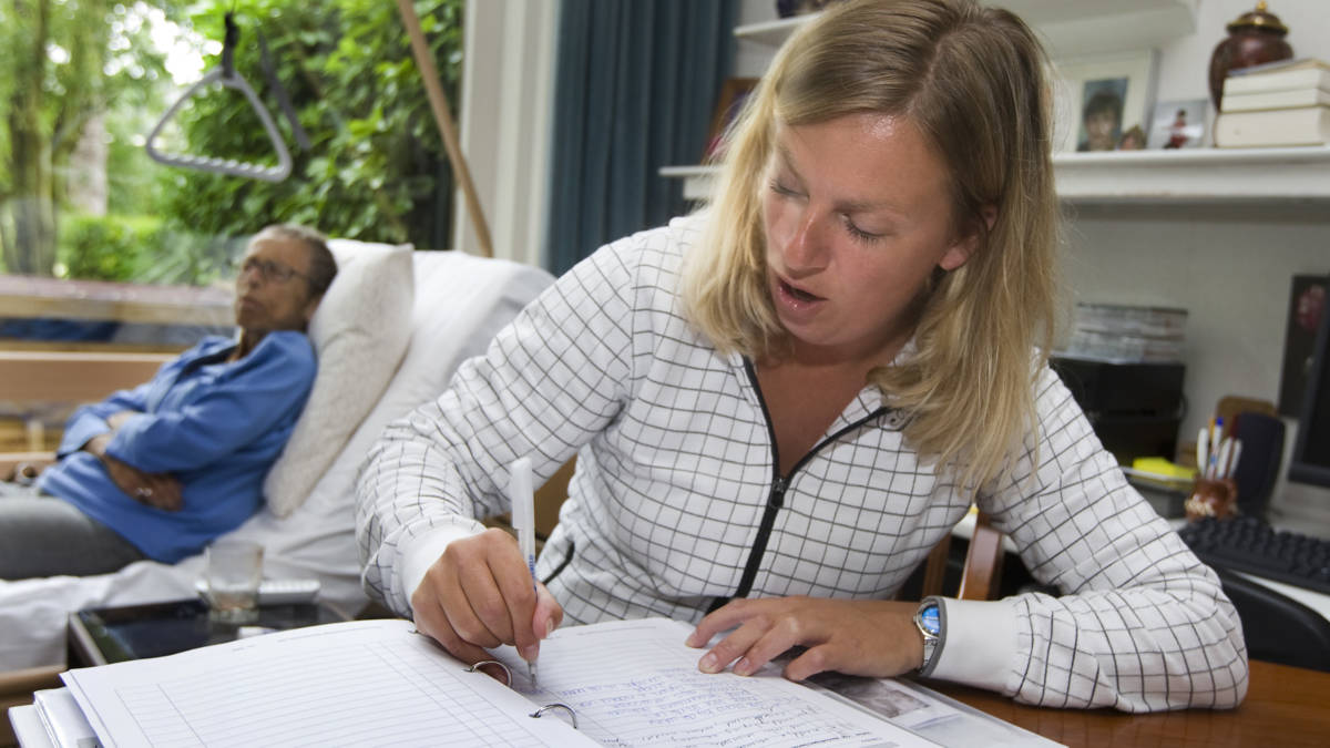 Tientallen Ziekenhuizen Geven Kwetsbare Ouderen Thuis Nazorg