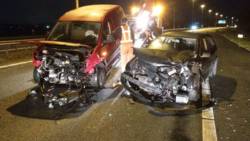 Waarschuwing voor gladheid; ongeluk met 10 autos op A73. Waarschuwing voor gladheid; ongeluk met 10 autos op A73.