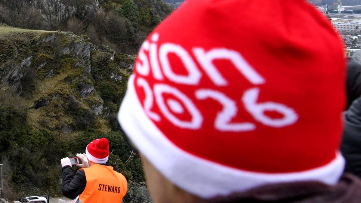  Zwitsers denken aan Winterspelen 2026 met schaatsen in Nederland Motiv 