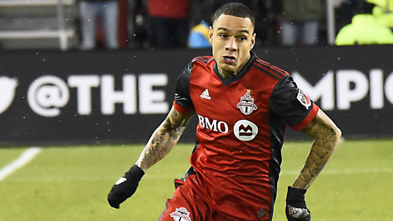 Van Der Wiel Verliest Finale Met Toronto En Loopt WK Voor Clubs Mis van-der-wiel-verliest-finale-met-toronto-en-loopt-wk-voor-clubs-mis