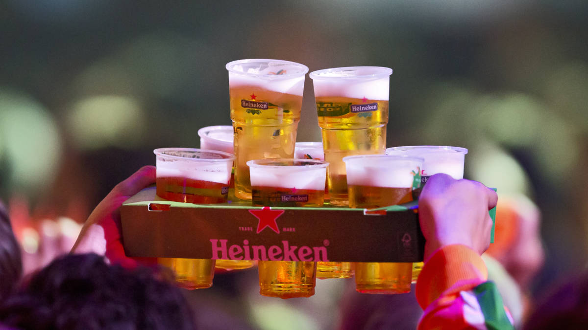 Sportclubs trekken zich niets aan van leeftijdsgrens voor alcohol