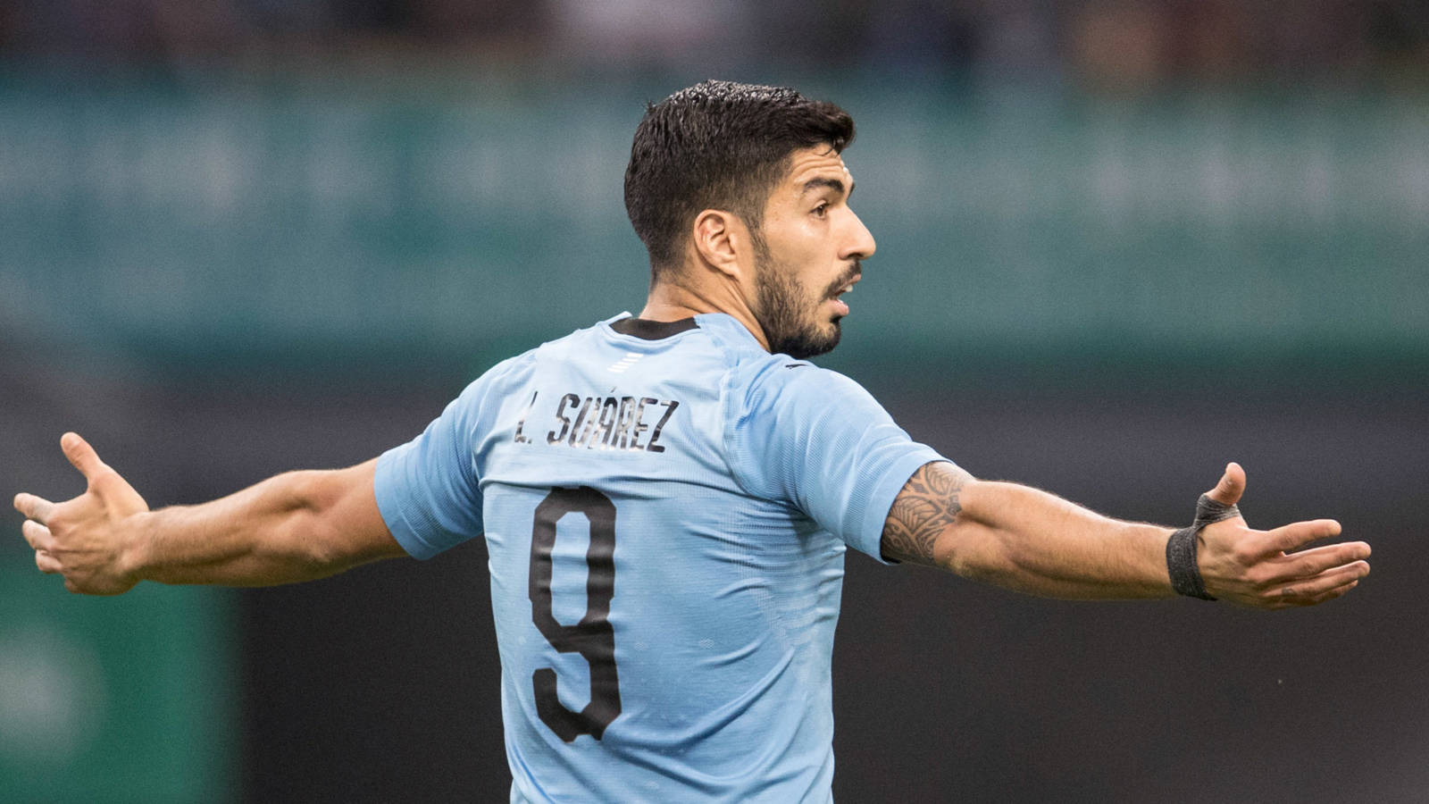 Voetbalschoenen Salah tussen de Egyptische schatten