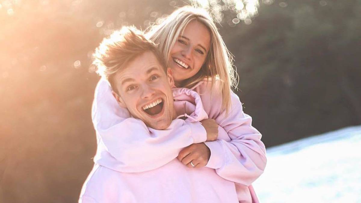 Enzo Knol en Dee opnieuw uit elkaar