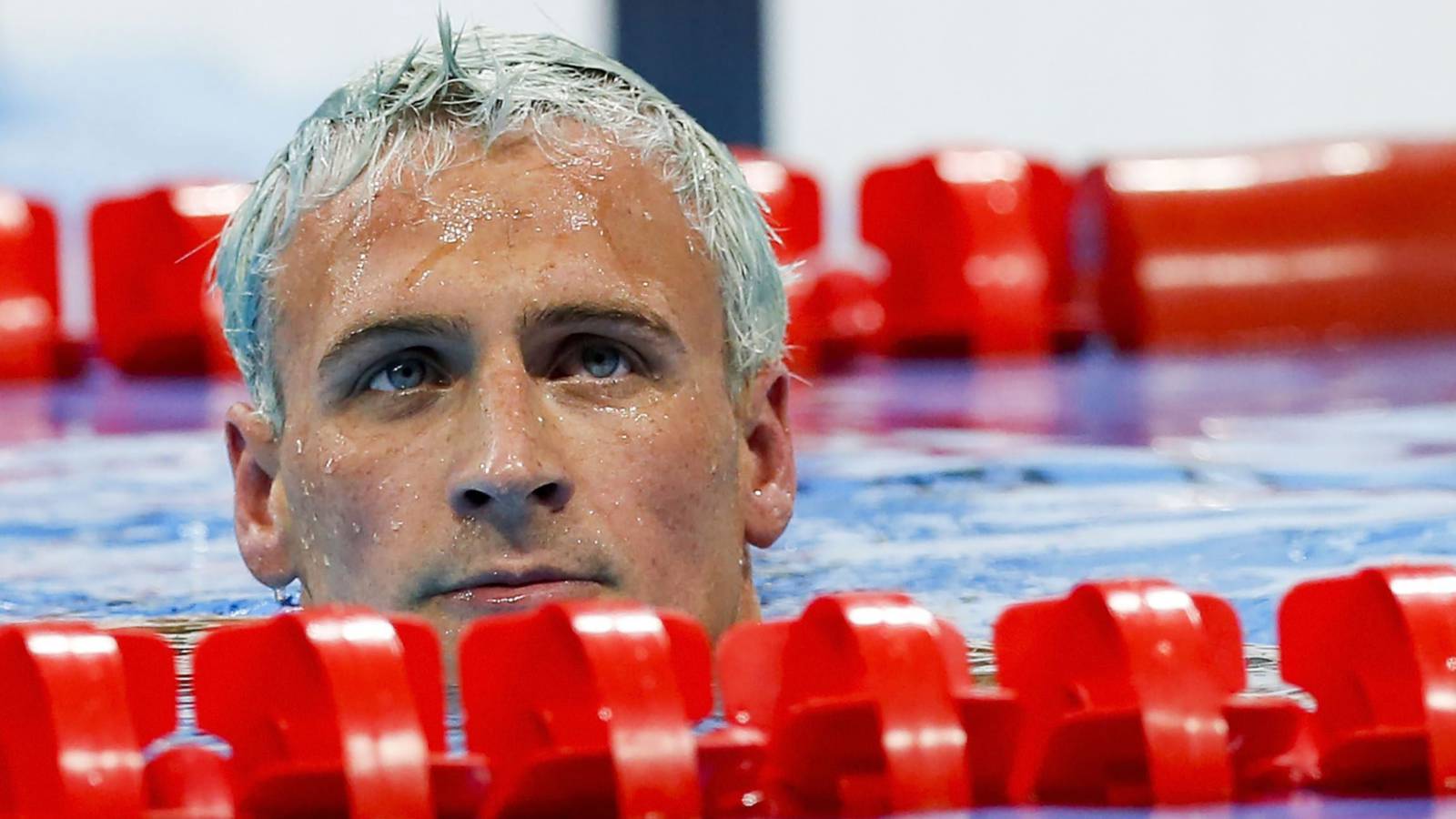 Zwemmer Lochte ruim een jaar geschorst wegens Zwemmer Lochte ruim een jaar geschorst wegens