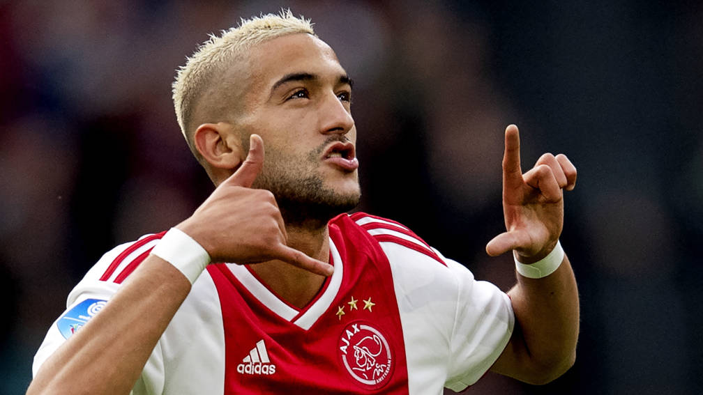 Nieuw contract en belofte Ziyech: 'Blijf dit seizoen bij ...