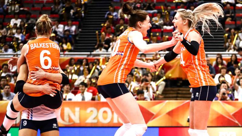 Nederlandse volleybalsters zijn door naar de halve finale op het WK