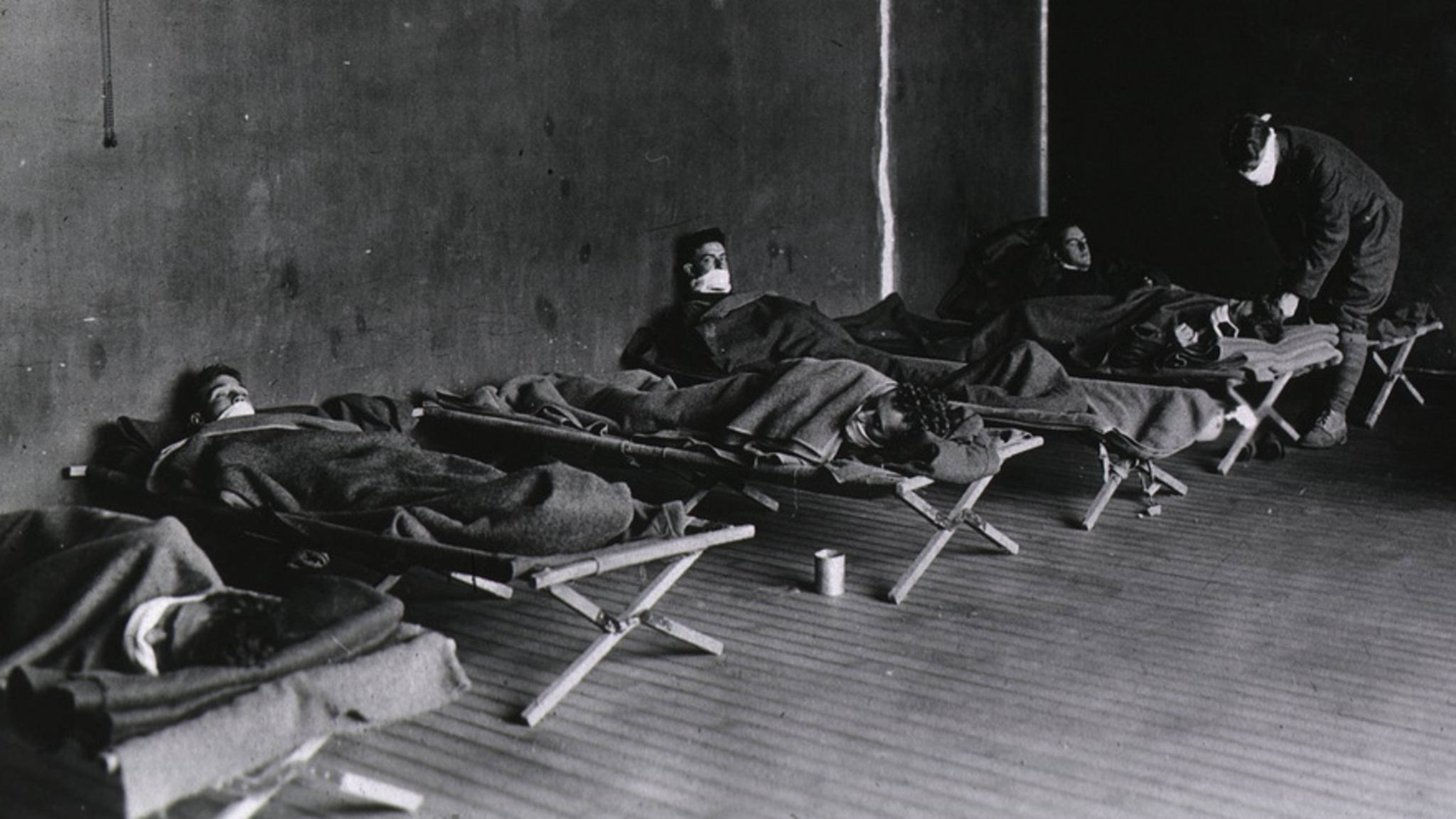 Chaos en griep in Europa, hoe beleefde Nederland het einde van WO I? | NOS