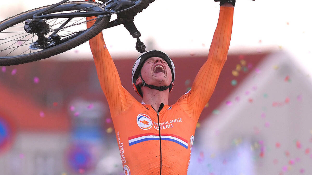 Ongenaakbare Van der Poel verovert tweede wereldtitel veldrijden Ongenaakbare Van der Poel verovert tweede wereldtitel veldrijden
