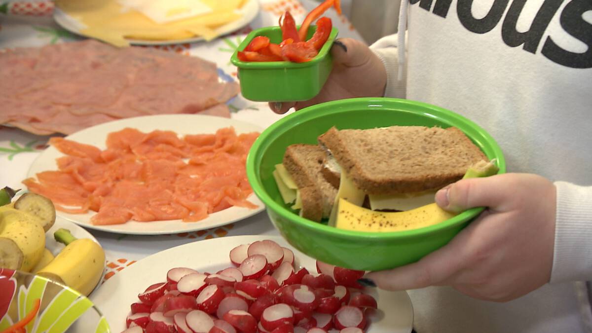 Eten op school: eigen eten mee of lunch van school?