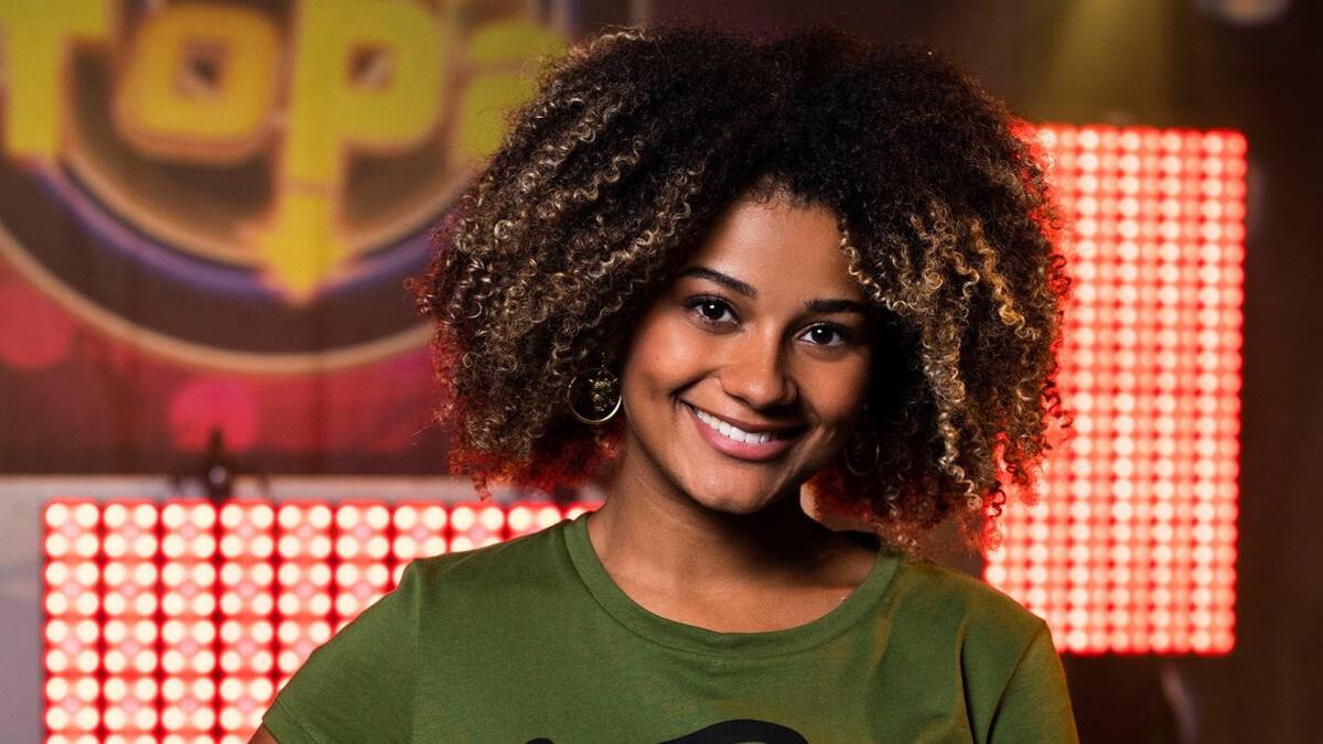oproep-wat-wil-jij-weten-van-actrice-stephanie-van-eer