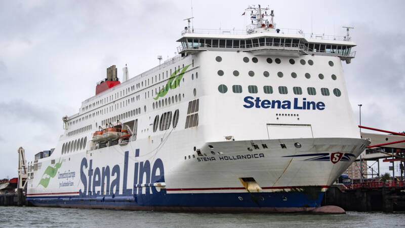 Dodelijk ongeval bij werkzaamheden op veerboot. Dodelijk ongeval bij werkzaamheden op veerboot.