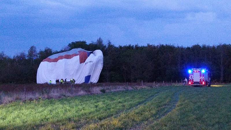 Vier gewonden na ongeval met luchtballon Limburg. Vier gewonden na ongeval met luchtballon Limburg.