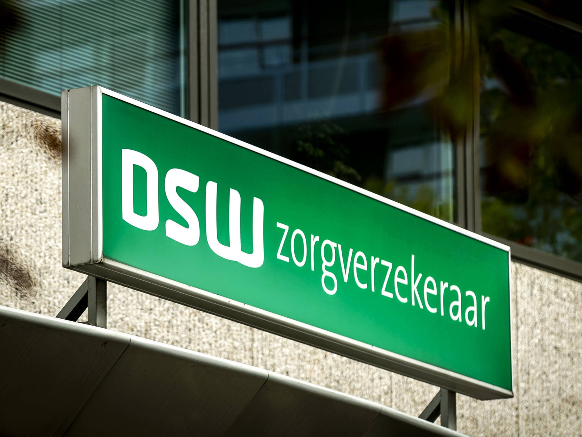 DSW verhoogt zorgpremie met 6 euro, verwacht kleinere stijging bij andere