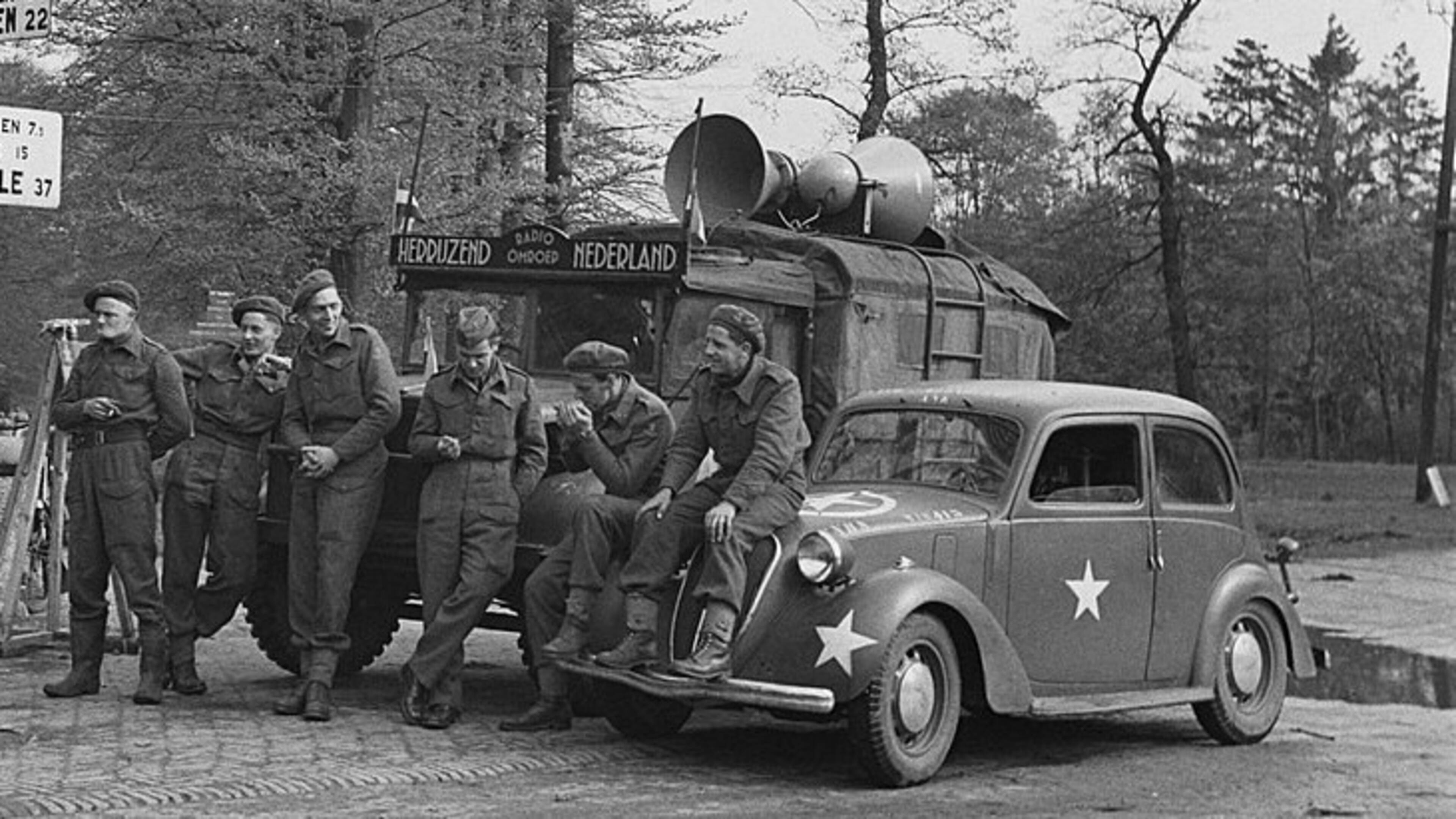 het bevrijdingsjaar | Nieuwe radiozender zendt uit vanaf Nederlandse