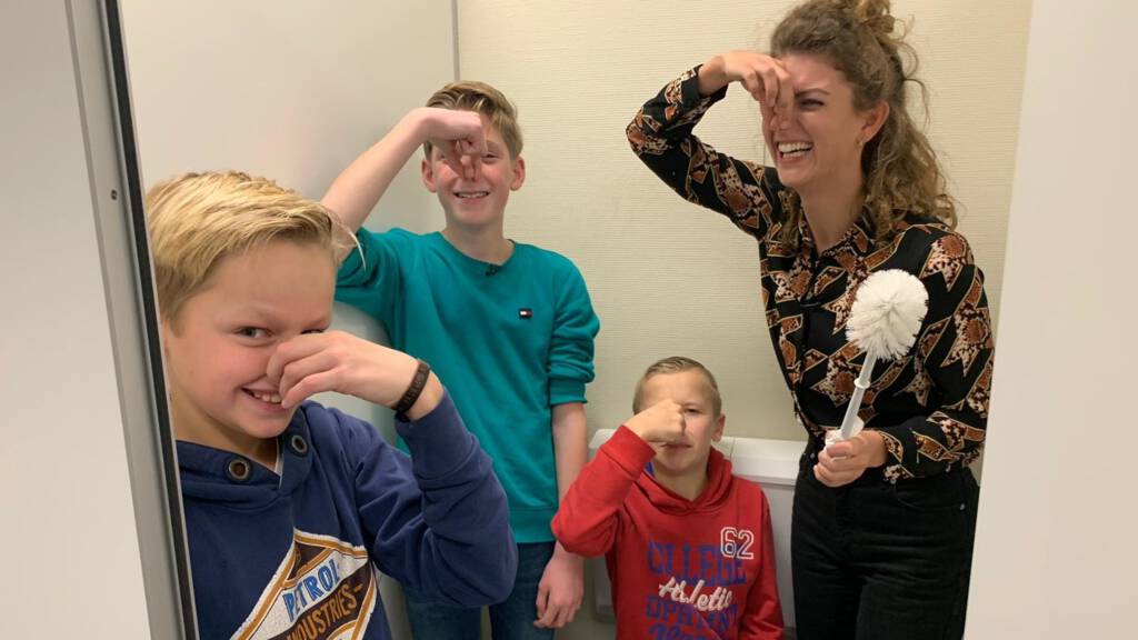 Nieuwe straf op middelbare school: alleen in de pauze naar de wc