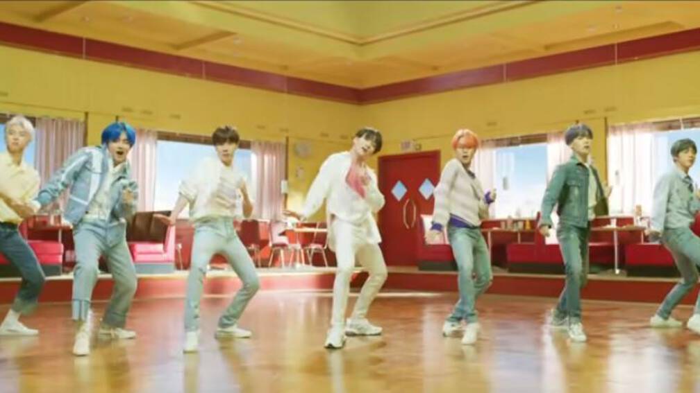 BTSfans doneren 320.000 euro voor hulp tegen corona NOS