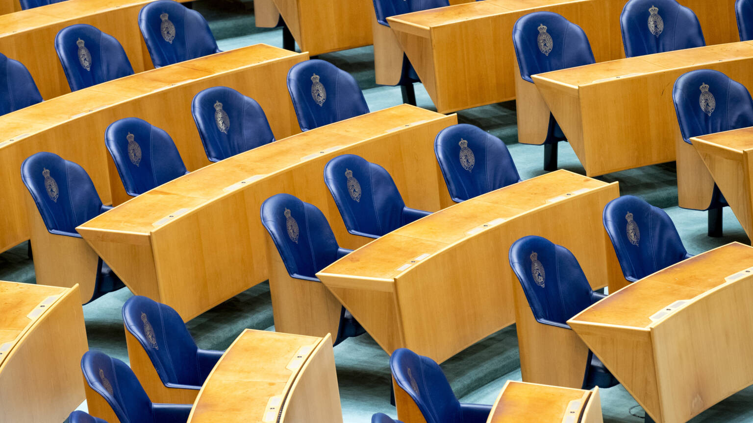 Kamer vergadert korter, 'maar parlementair debat