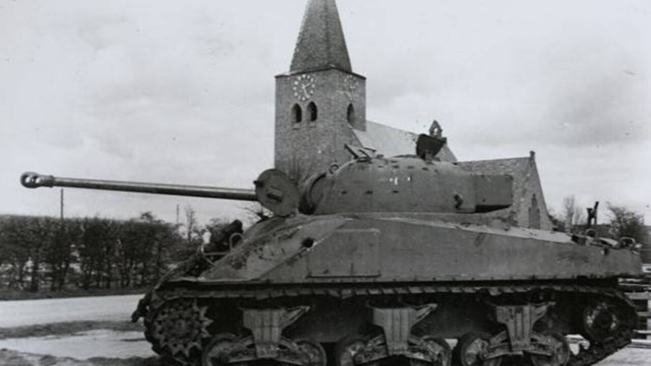 75 jaar geleden werd de eerste plaats in het noorden van NL bevrijd