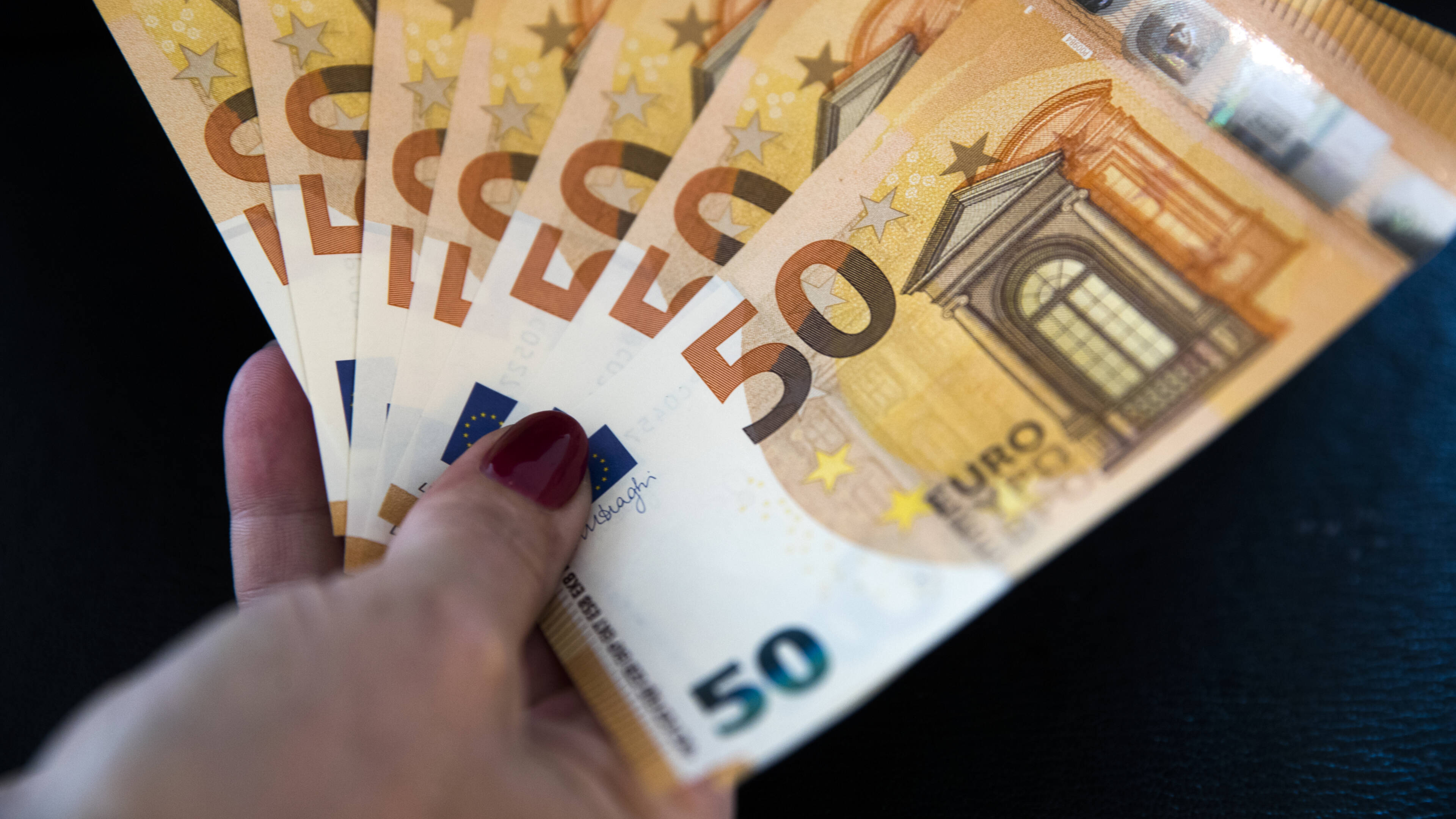 80000 Euros To Dollars - v0nq3pn