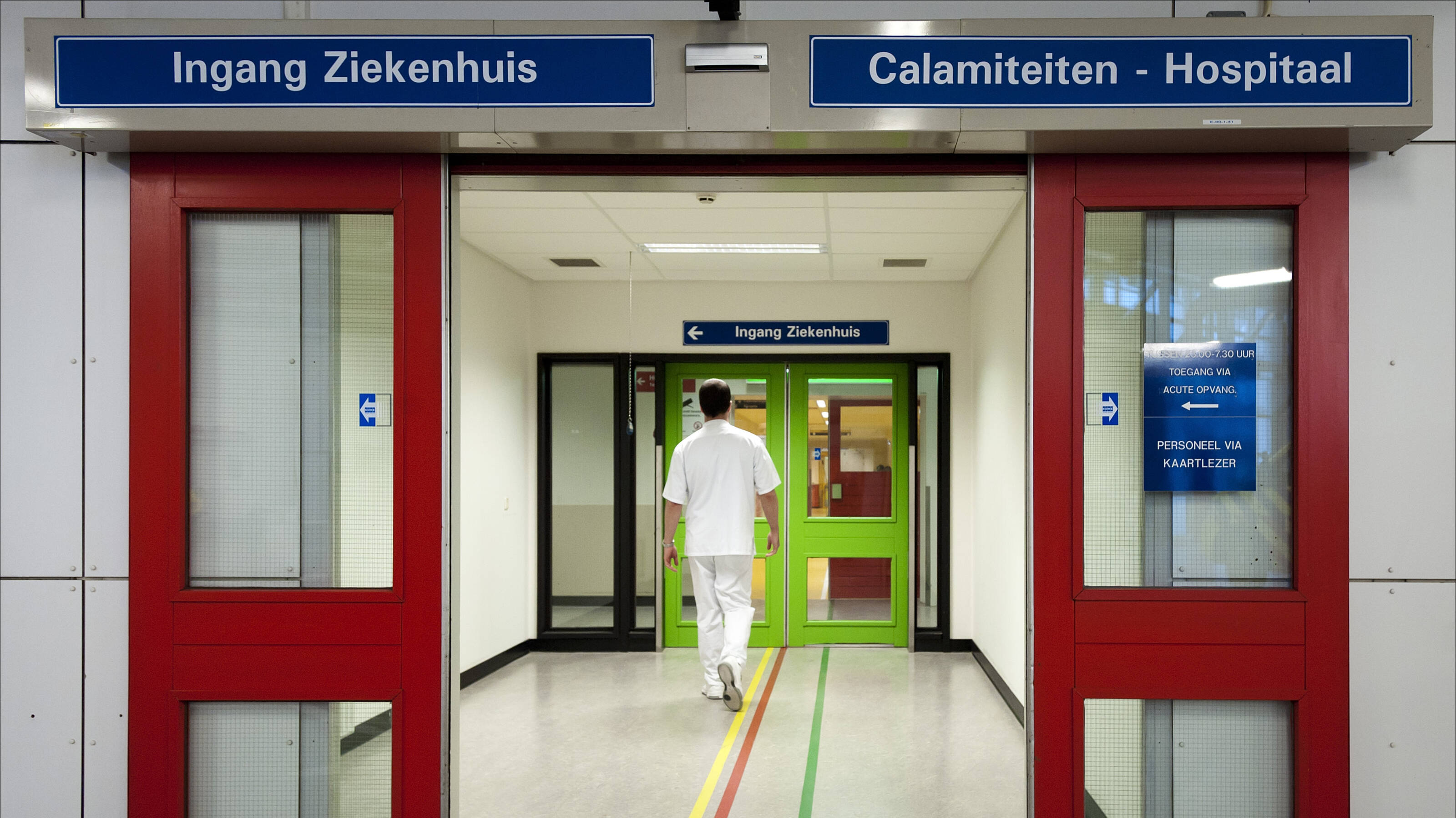 Helft Jonge Artsen Denkt Weleens Aan Stoppen Door Hoge Werkdruk NOS hoge-druk-ontvetterbak-spoelbak-verwarmd-gesloten-tools-n-more